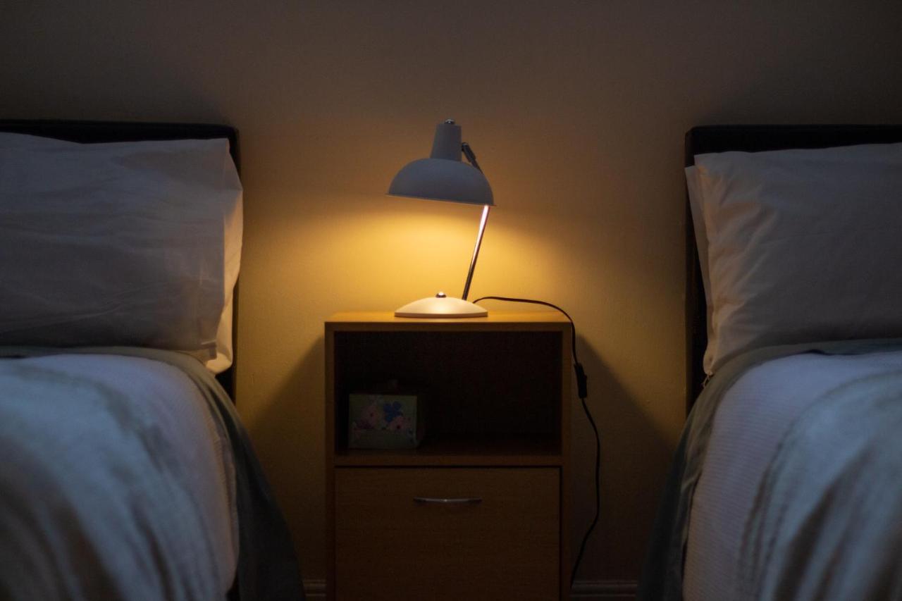 Home Away From Home Sheffield Bagian luar foto